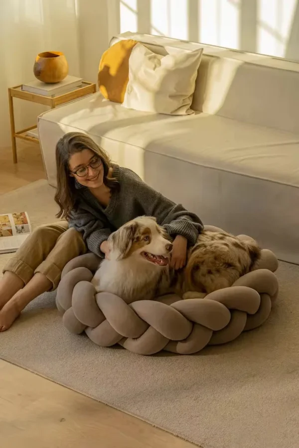 Le Château Canin - Luxury Pet Bed - Image 4